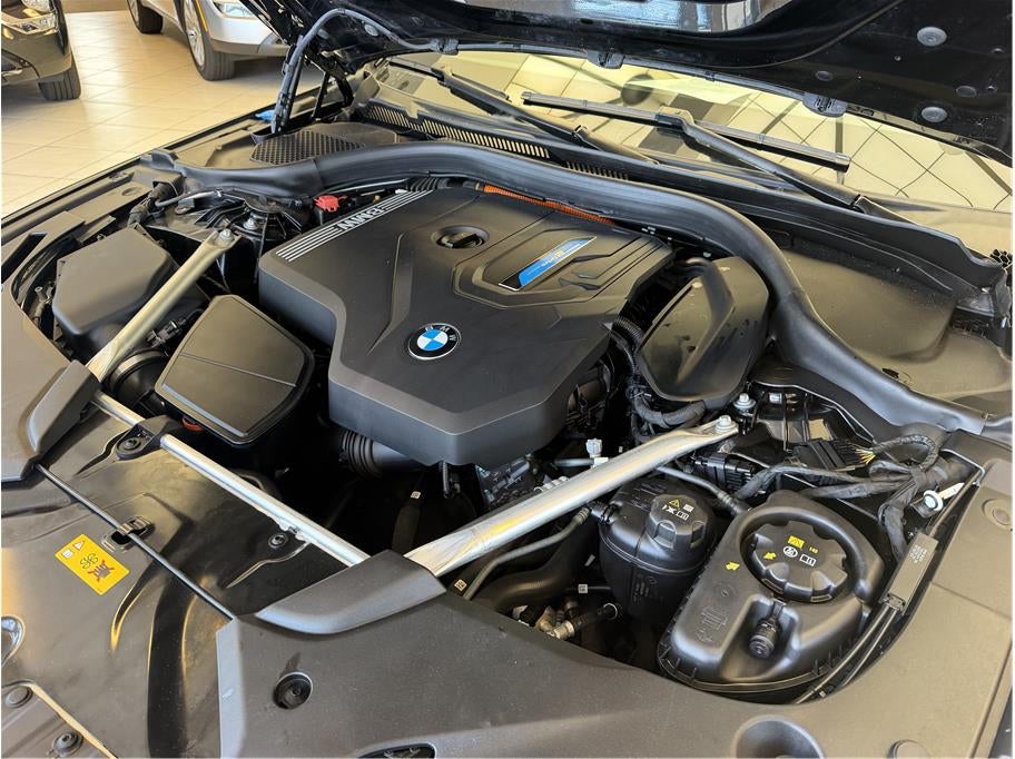 2023 BMW 5 Series 530e Sedan 4D