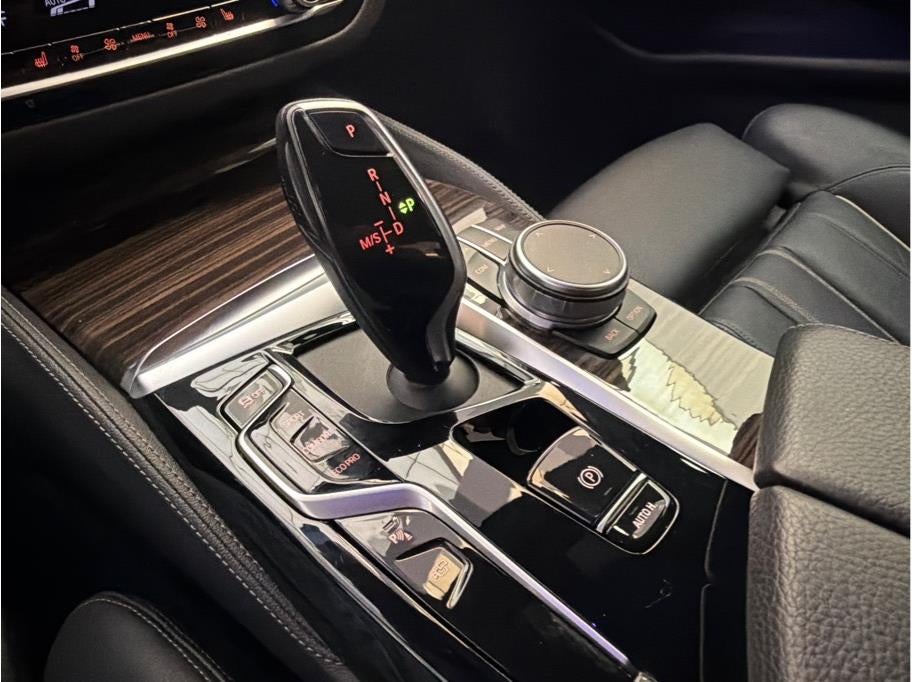 2021 BMW 5 Series 540i Sedan 4D