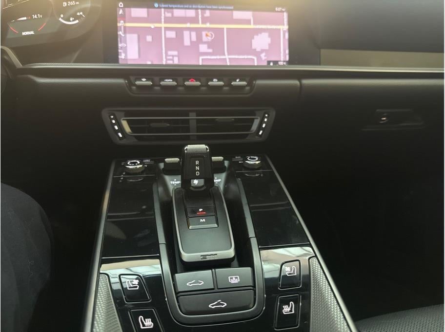 2020 Porsche 911 Carrera Coupe 2D