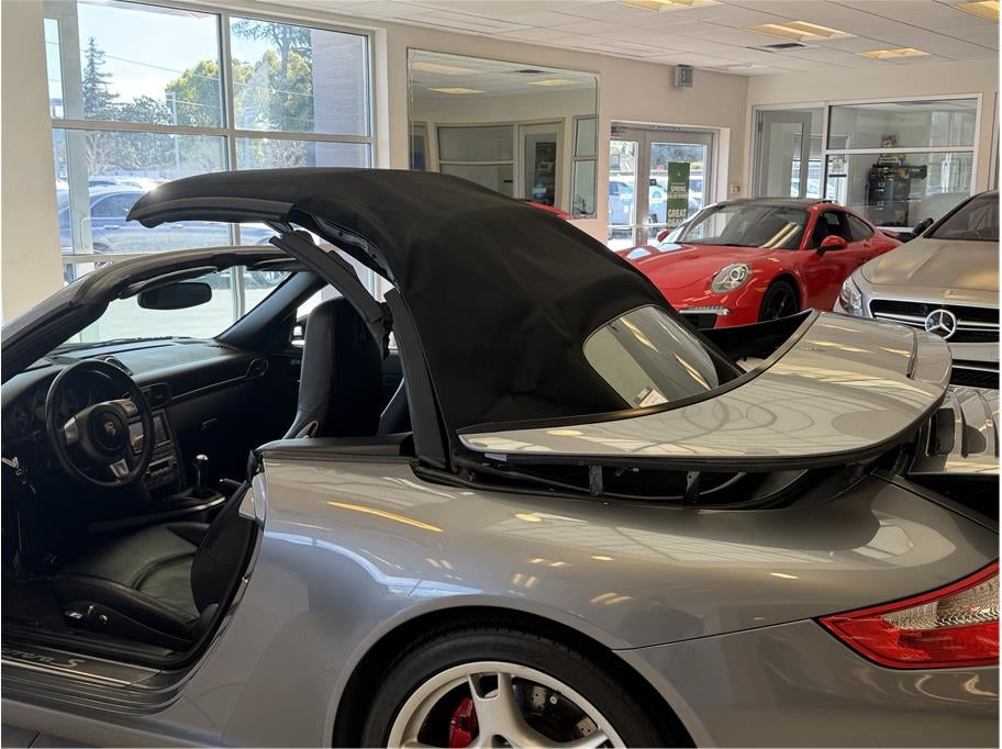 2005 Porsche 911 Carrera S Cabriolet 2D