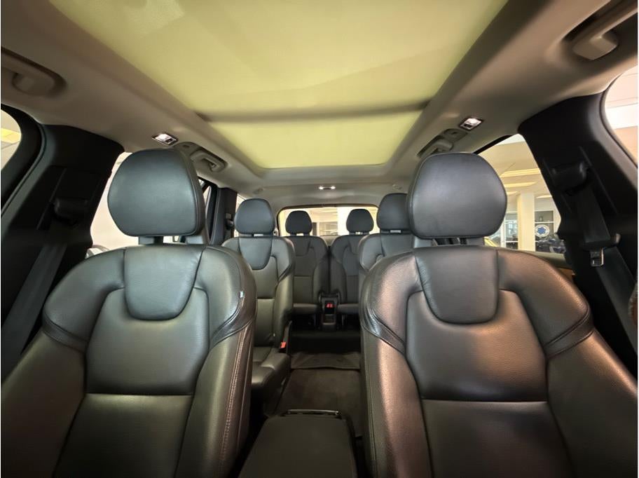 2021 Volvo XC90 T8 Inscription Expression Recharge Plug-In Hybrid Sport Utility 4D