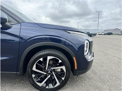2024 Mitsubishi Outlander SE Sport Utility 4D