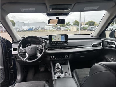 2024 Mitsubishi Outlander SE Sport Utility 4D