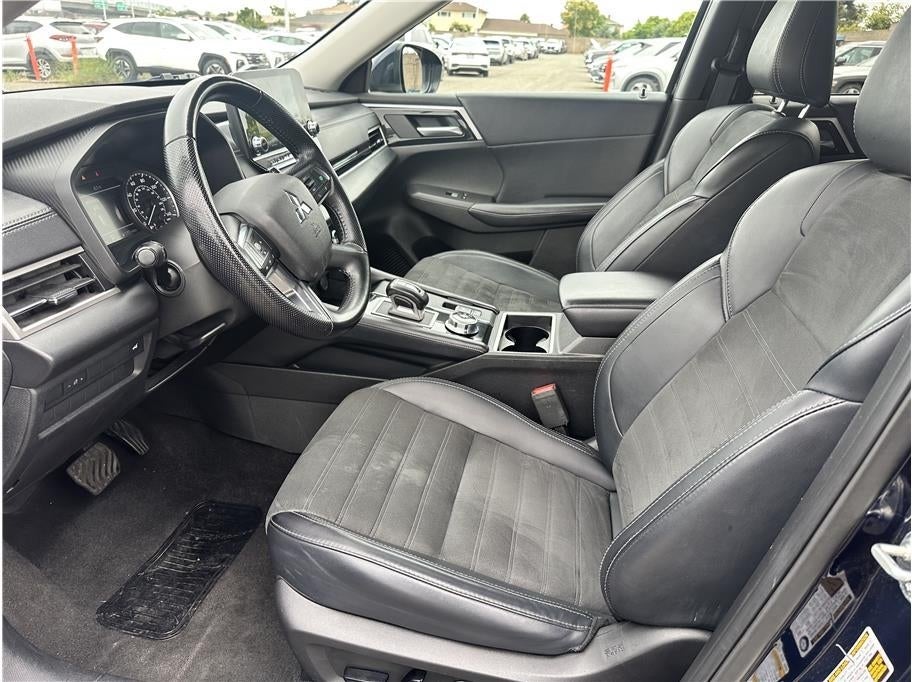 2024 Mitsubishi Outlander SE Sport Utility 4D