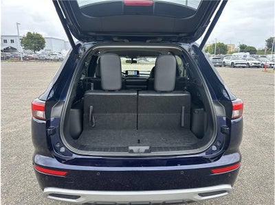 2024 Mitsubishi Outlander SE Sport Utility 4D