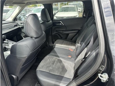 2024 Mitsubishi Outlander PHEV SE Sport Utility 4D