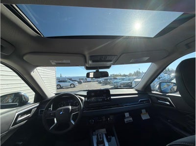 2025 Mitsubishi Outlander PHEV SEL
