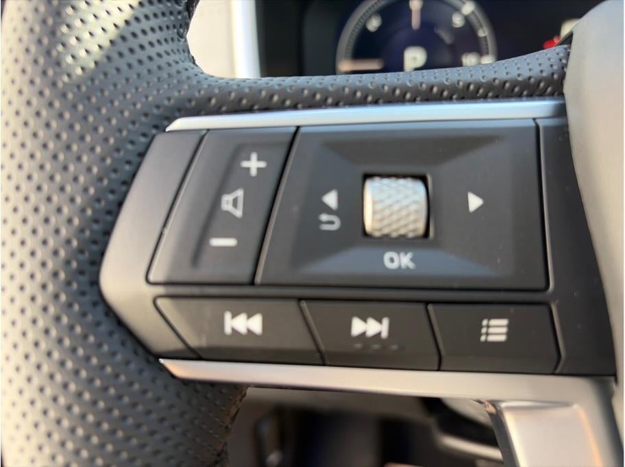 2025 Mitsubishi Outlander PHEV SEL