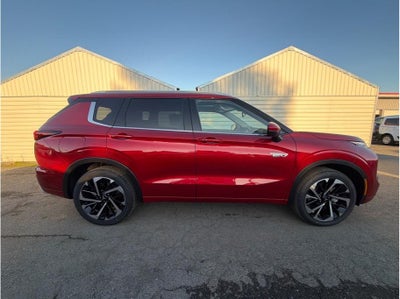 2025 Mitsubishi Outlander PHEV SEL