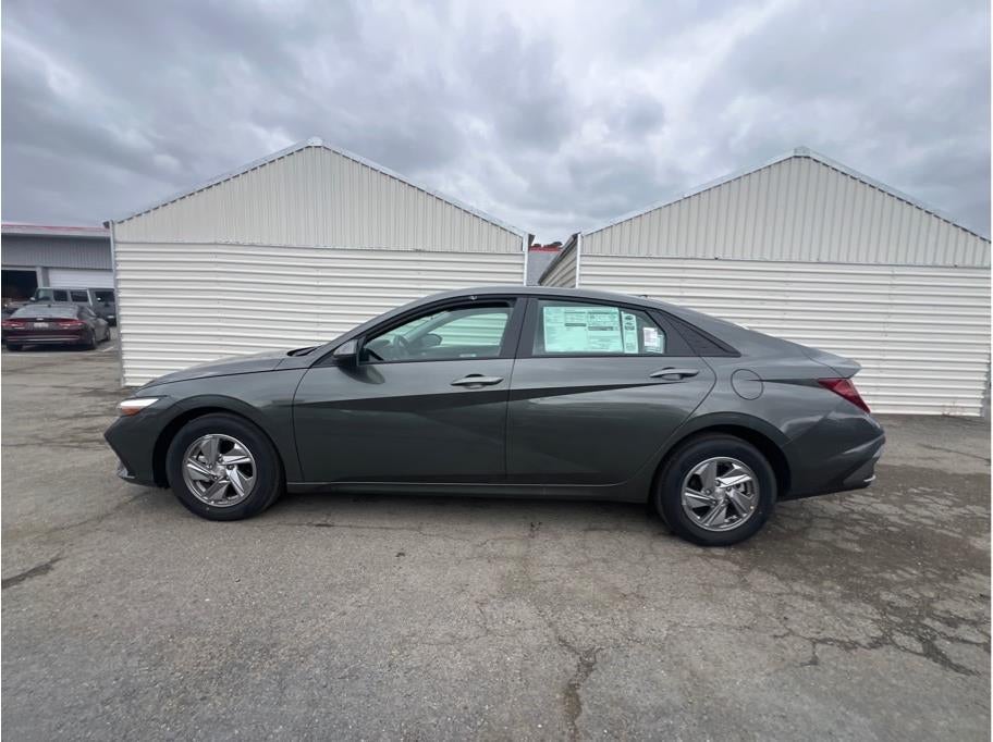 2026 Hyundai ELANTRA SE Sedan 4D