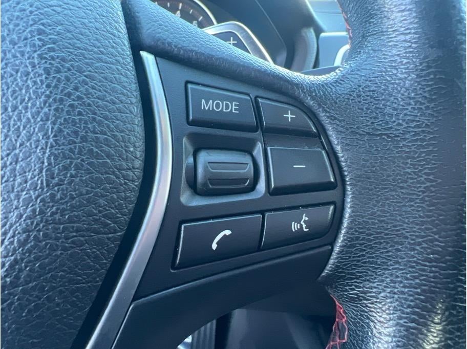2018 BMW 3 Series 330i Sedan 4D