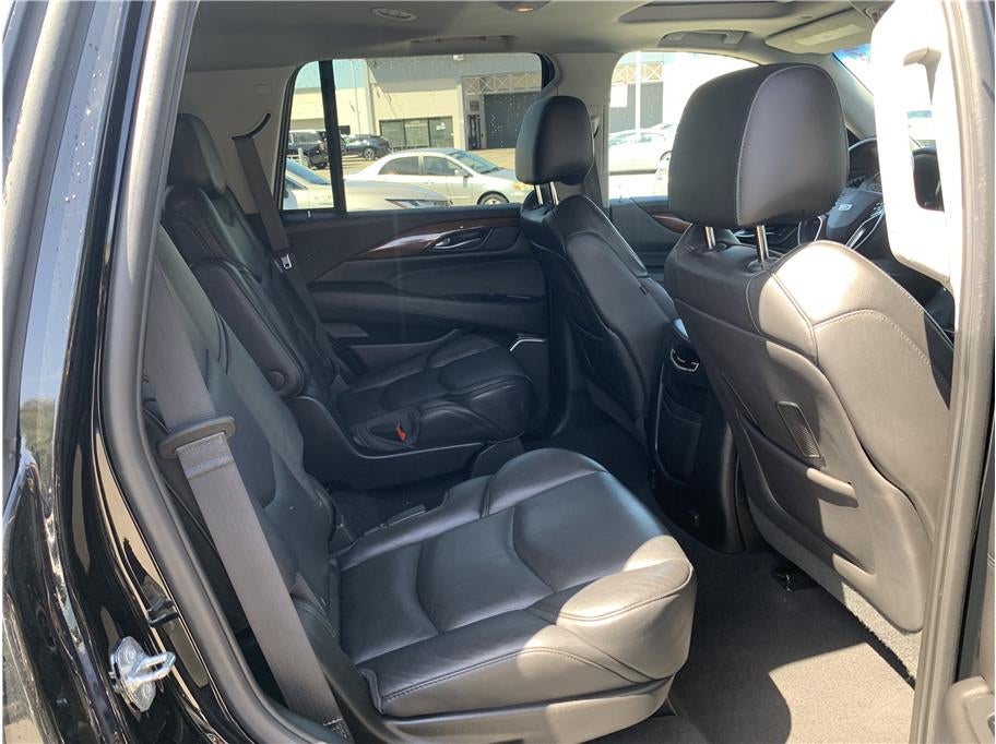 2018 Cadillac Escalade Luxury Sport Utility 4D