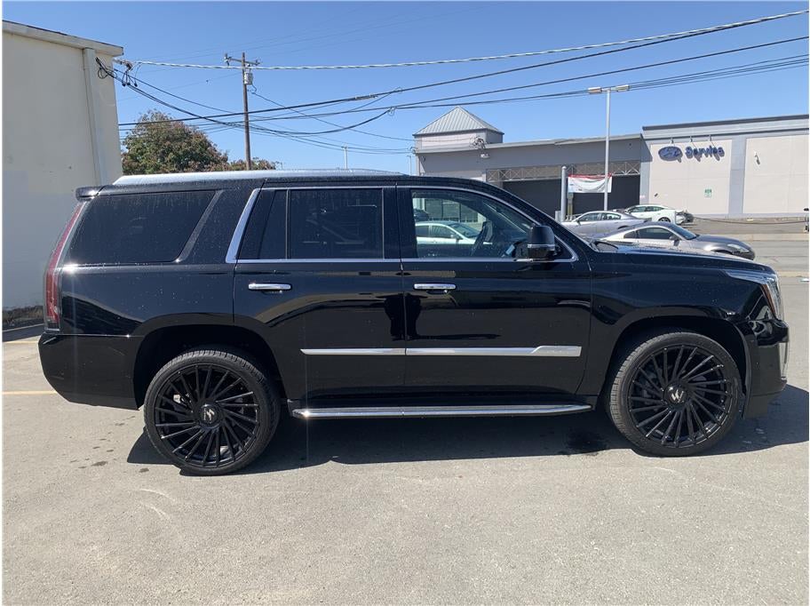 2018 Cadillac Escalade Luxury Sport Utility 4D