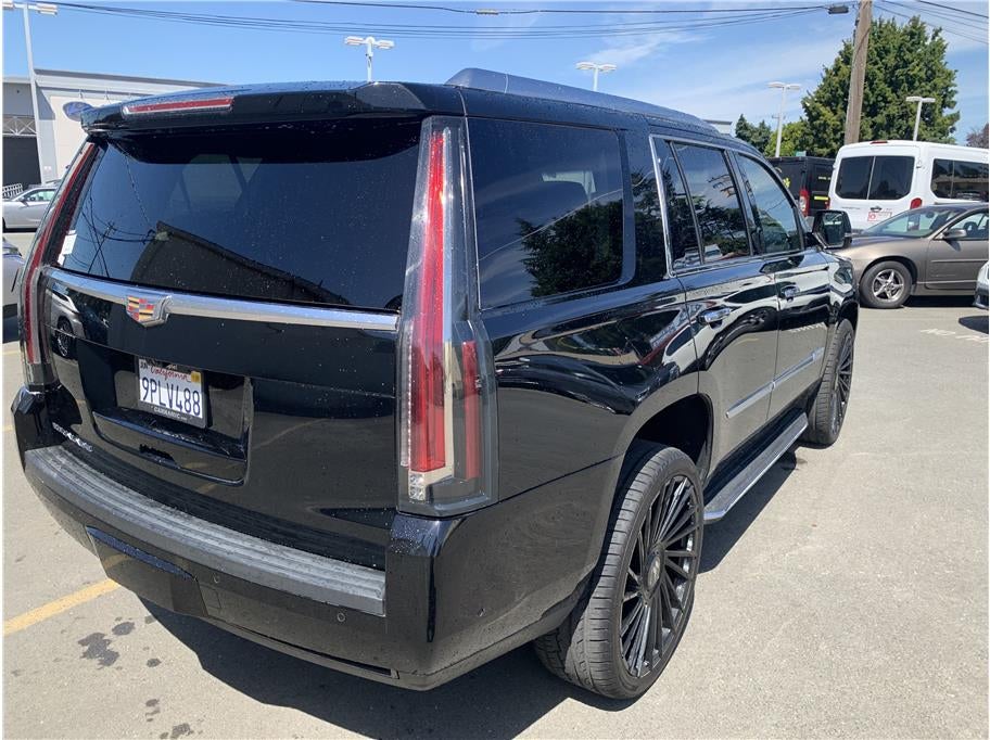 2018 Cadillac Escalade Luxury Sport Utility 4D