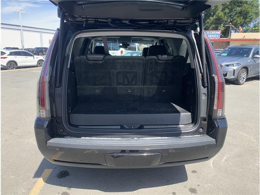 2018 Cadillac Escalade Luxury Sport Utility 4D