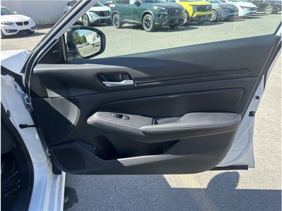 2025 Nissan Altima 2.5 SV Sedan 4D