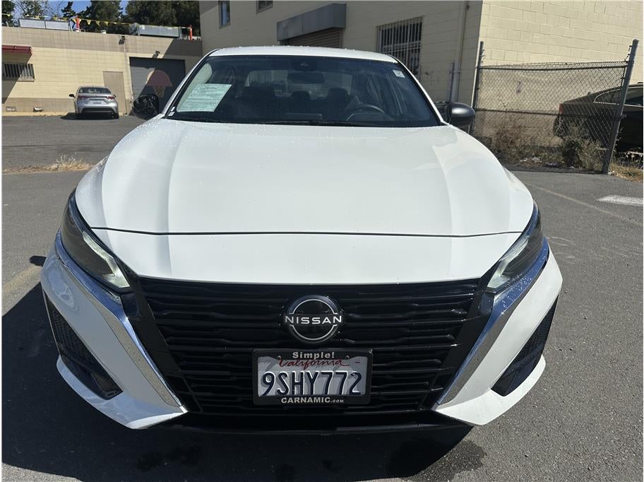 2025 Nissan Altima 2.5 SV Sedan 4D