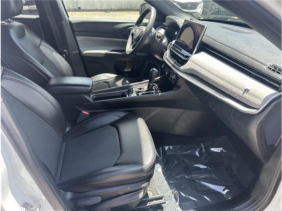 2024 Jeep Compass Latitude Sport Utility 4D