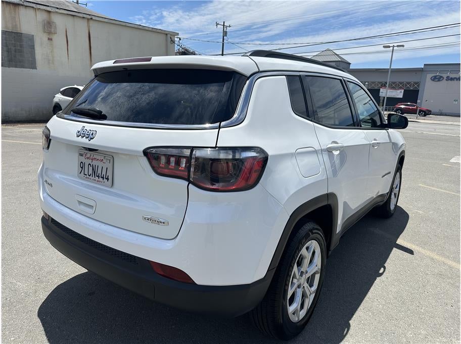 2024 Jeep Compass Latitude Sport Utility 4D