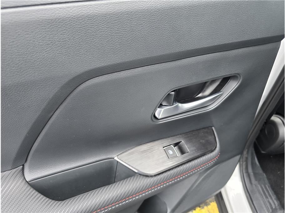 2025 Nissan Kicks SR Sport Utility 4D