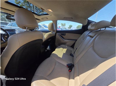 2013 Hyundai ELANTRA Limited Sedan 4D