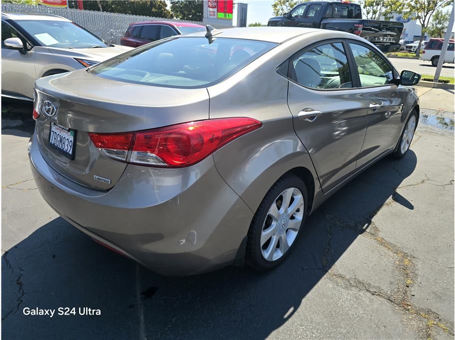 2013 Hyundai ELANTRA Limited Sedan 4D