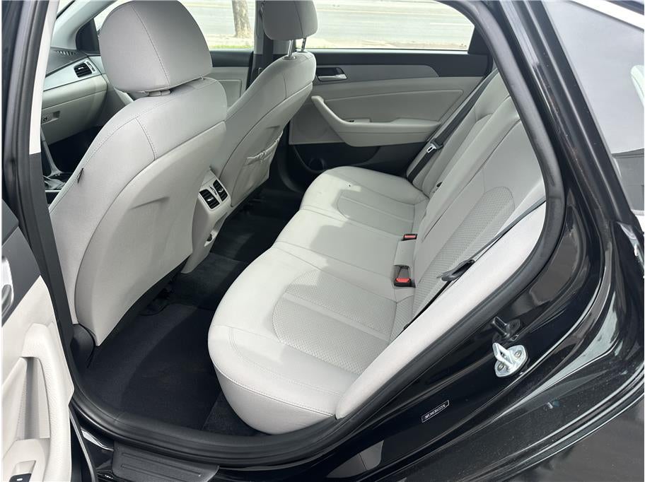 2019 Hyundai SONATA SEL Sedan 4D