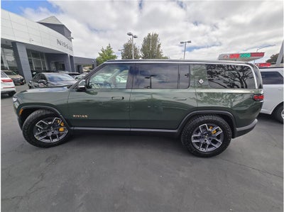 2024 Rivian R1S Quad Large Sport Utility 4D