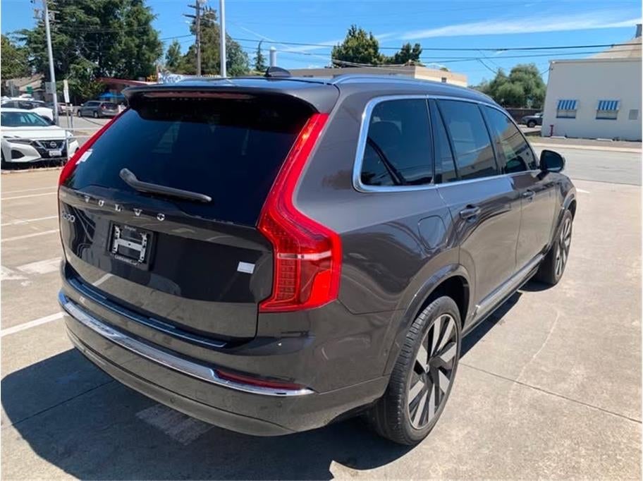 2023 Volvo XC90 T8 Recharge Ultimate Bright Theme Plug-In Hybrid Sport Utility 4D