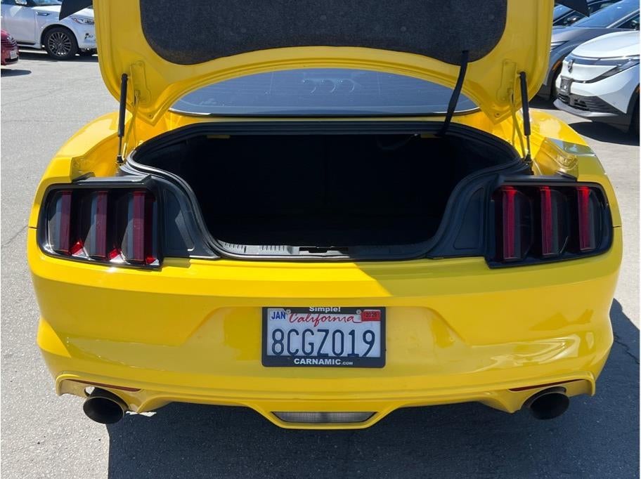2016 Ford Mustang EcoBoost Coupe 2D