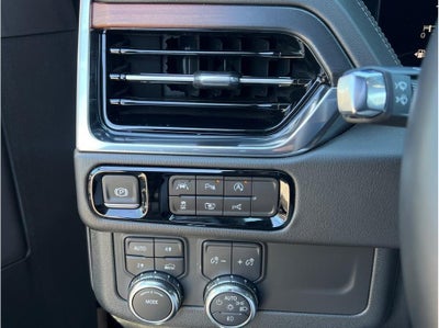 2025 GMC Yukon XL Denali Sport Utility 4D