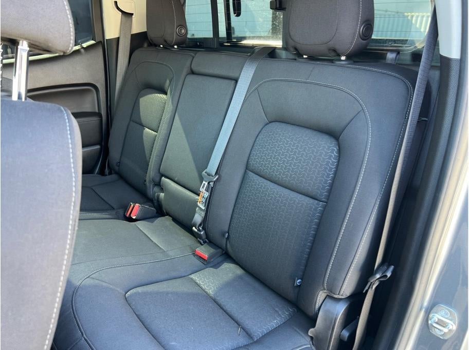 2018 GMC Canyon Crew Cab SLE Pickup 4D 5 ft