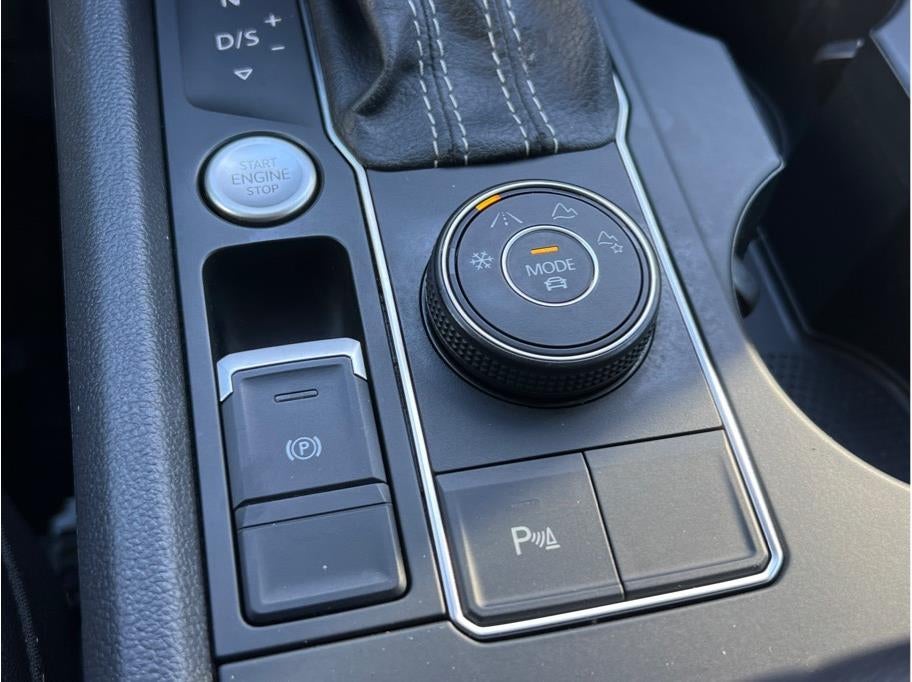2021 Volkswagen Atlas SE 4Motion w/Tech Pkg Sport Utility 4D