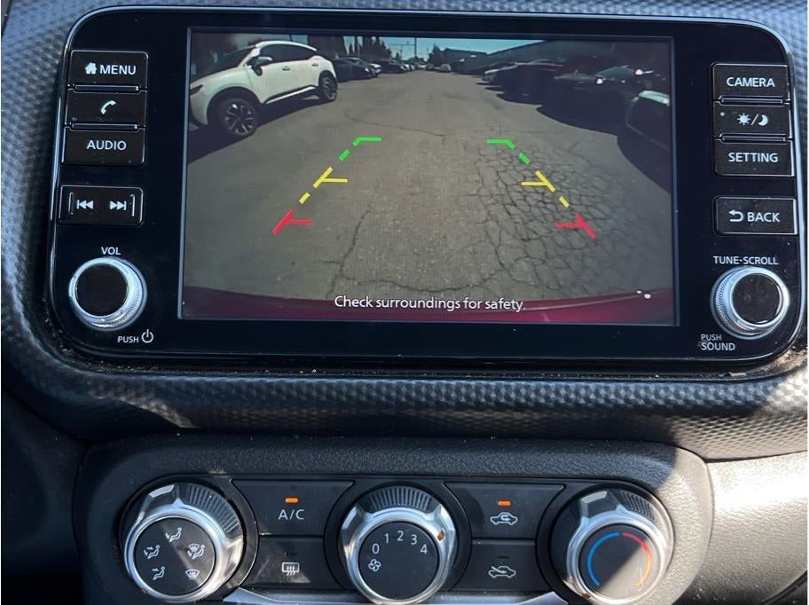 2024 Nissan Kicks SV Sport Utility 4D
