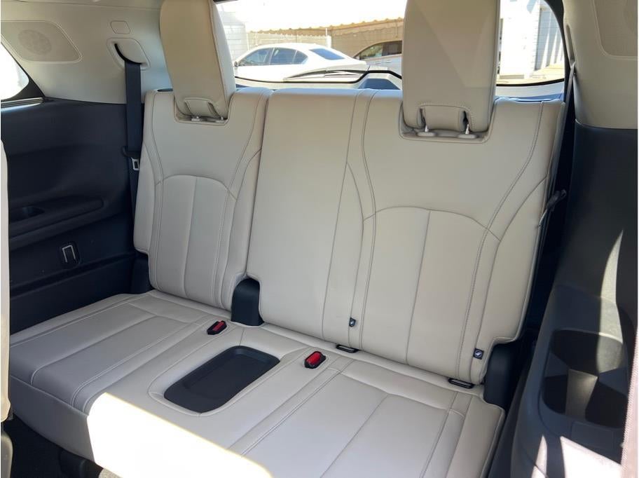 2023 INFINITI QX60 LUXE Sport Utility 4D