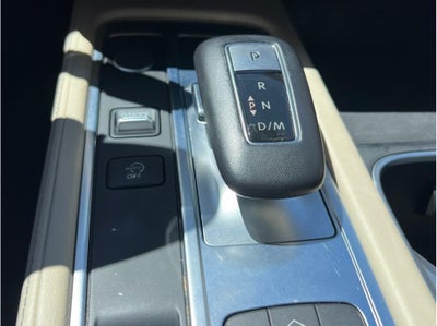 2023 INFINITI QX60 LUXE Sport Utility 4D