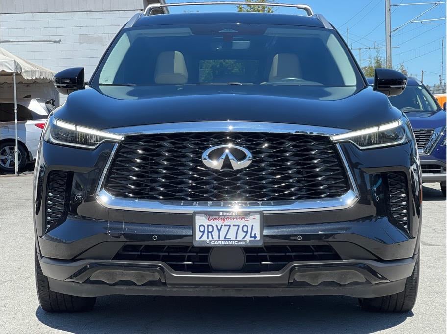 2023 INFINITI QX60 LUXE Sport Utility 4D
