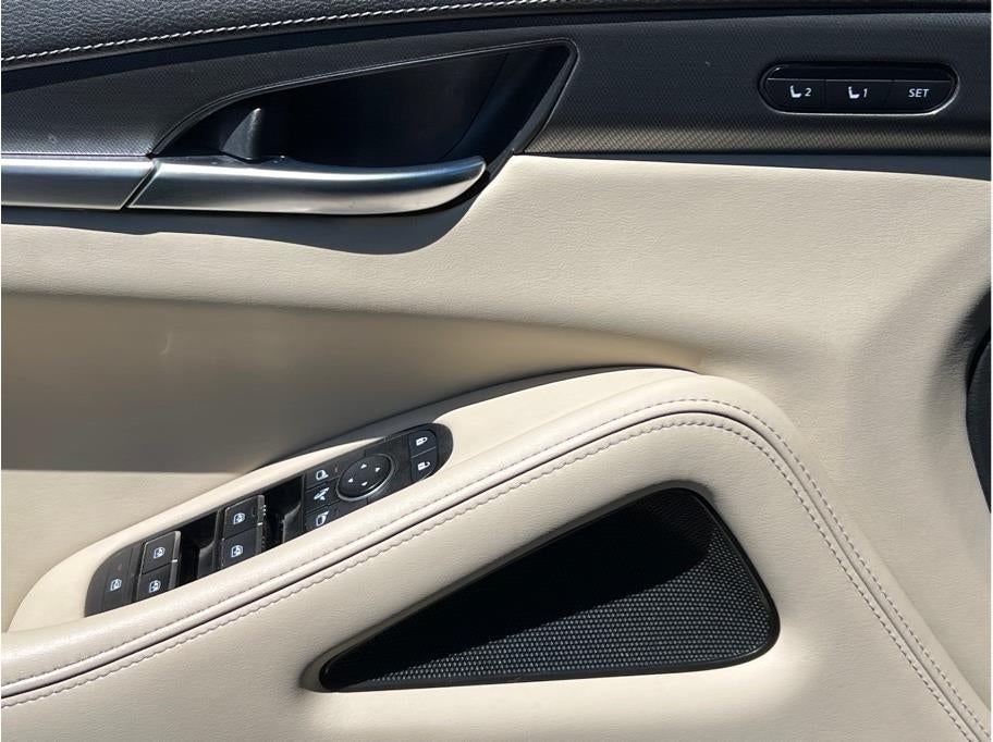 2023 INFINITI QX60 LUXE Sport Utility 4D