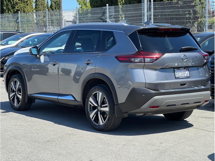 2021 Nissan Rogue SL Sport Utility 4D