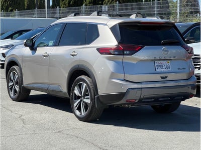 2024 Nissan Rogue SL Sport Utility 4D