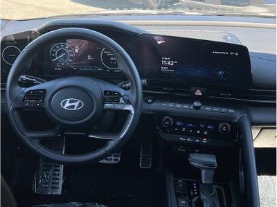 2025 Hyundai ELANTRA HYBRID SEL Sport HEV Sedan 4D