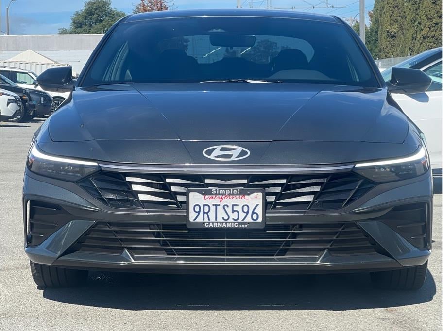 2025 Hyundai ELANTRA HYBRID SEL Sport HEV Sedan 4D