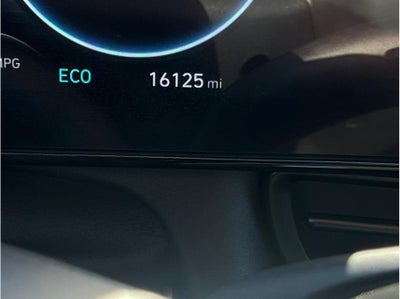 2025 Hyundai ELANTRA HYBRID SEL Sport HEV Sedan 4D
