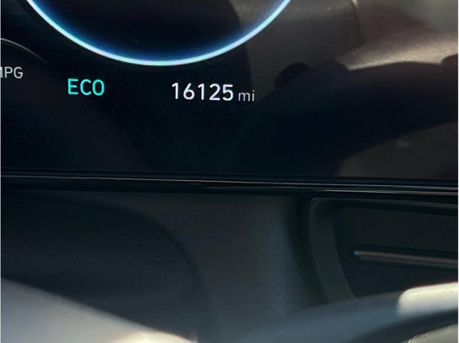 2025 Hyundai ELANTRA HYBRID SEL Sport HEV Sedan 4D