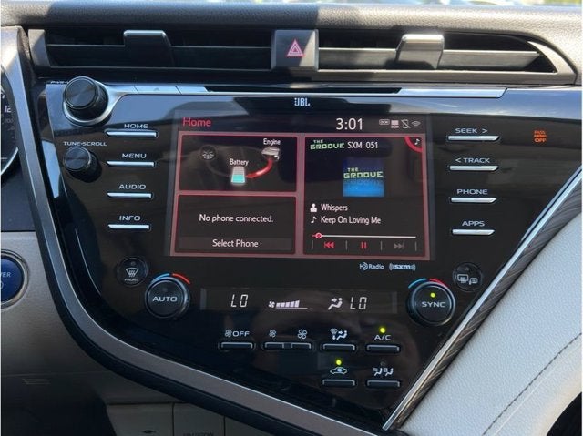 2018 Toyota Camry Hybrid XLE Sedan 4D