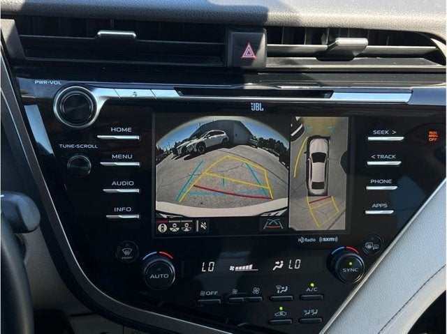 2018 Toyota Camry Hybrid XLE Sedan 4D
