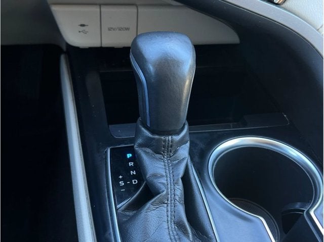 2018 Toyota Camry Hybrid XLE Sedan 4D