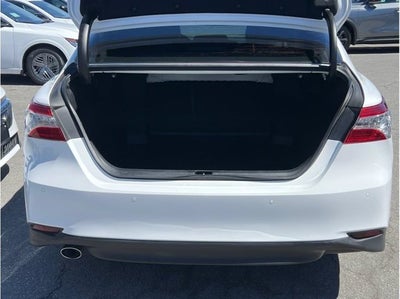 2018 Toyota Camry Hybrid XLE Sedan 4D