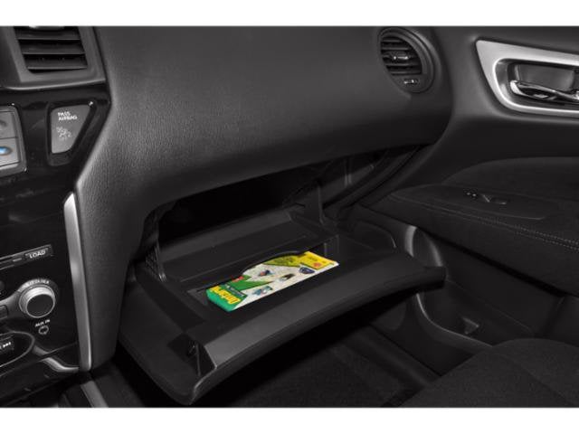 2015 Nissan Pathfinder SL Sport Utility 4D