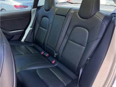 2019 Tesla Model 3 Standard Range Sedan 4D
